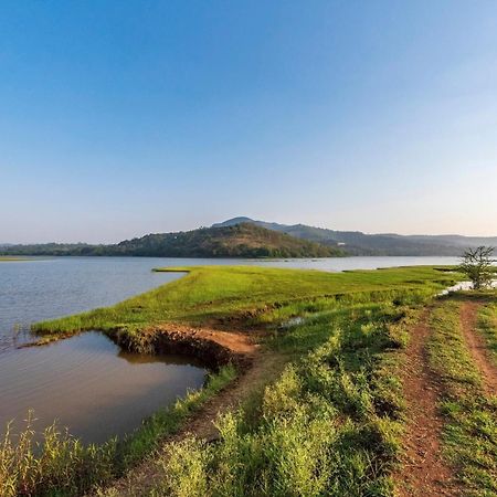 Saffronstays Lakeview Nivara - Farm Stay Villa With Private Pool Near Pune Exterior photo